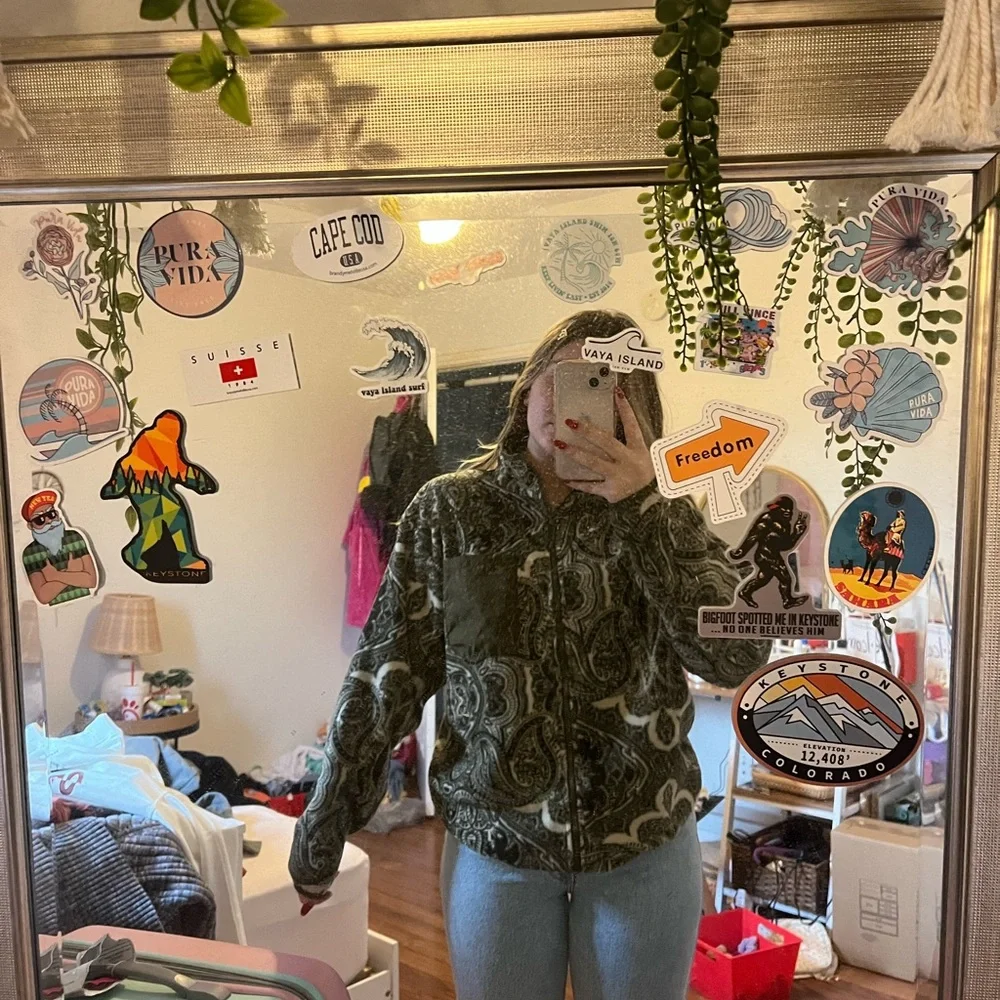 jacket - Picture 1 of 3